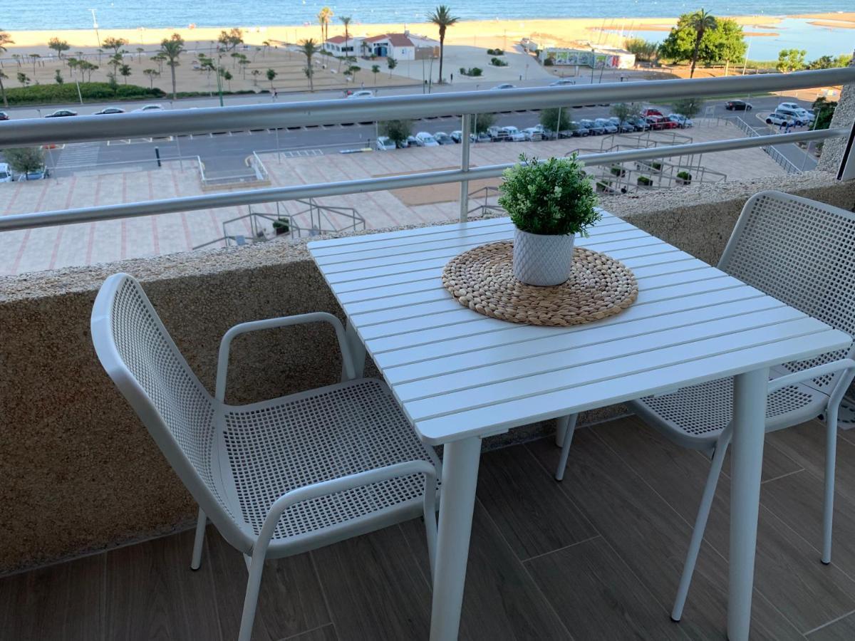 Apartamento Con Vistas Al Mar - Wifi - Aire Acondicionado Емпуриабрава Екстериор снимка