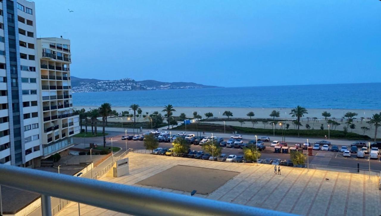 Apartamento Con Vistas Al Mar - Wifi - Aire Acondicionado Емпуриабрава Екстериор снимка